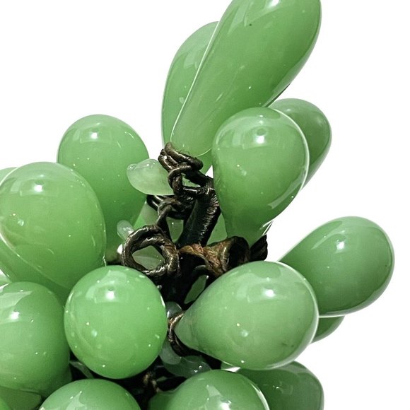 Vintage 1950s Peking Art Glass Chinese Jade Grape Cluster with Leaves Green Rare - Picture 9 of 9